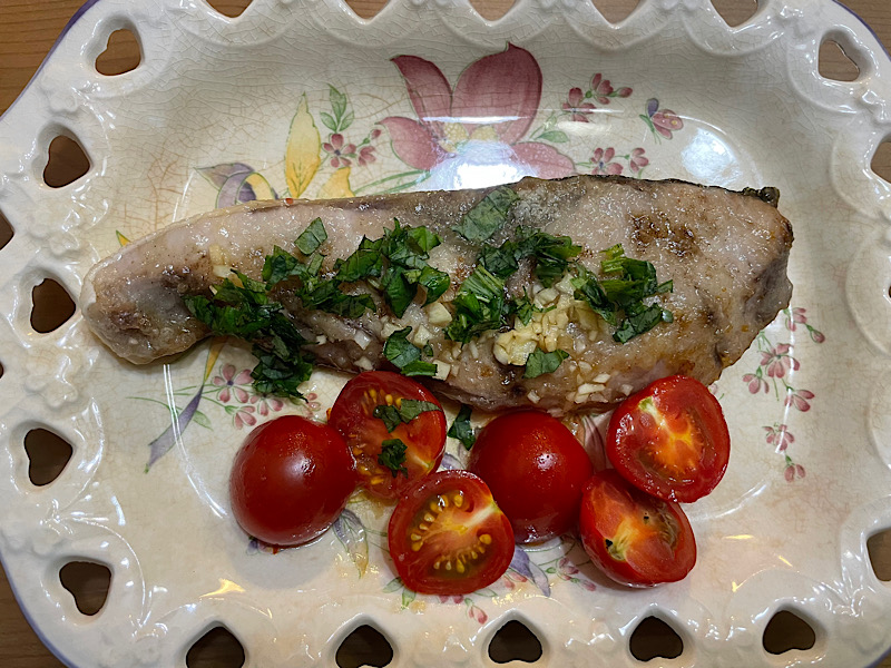 Yellowtail with Mini&nbsp;Tomato